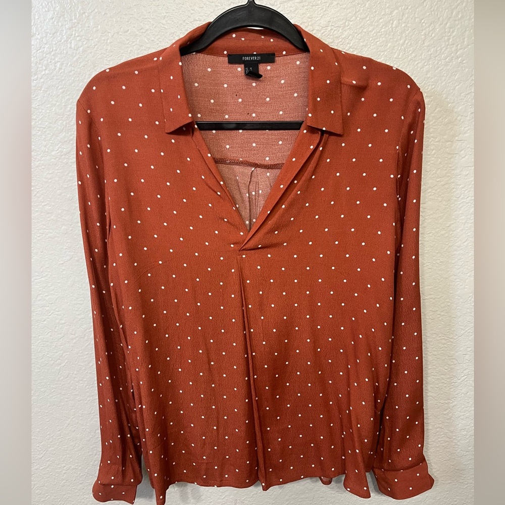 Medium forever 21 polka dot top